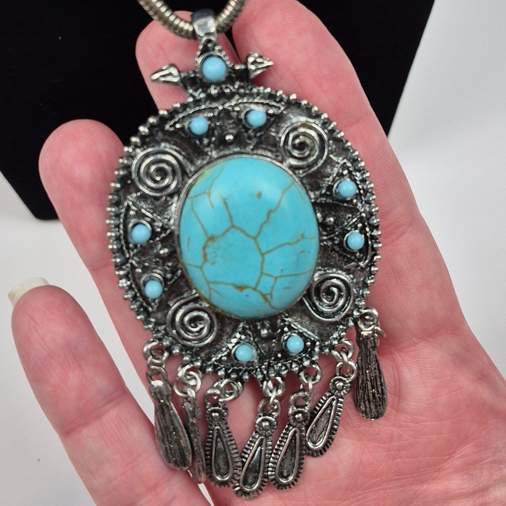 Faux Turquoise Pendant Necklace Boho Silver Tone Statement‎ Southwest 20-23"